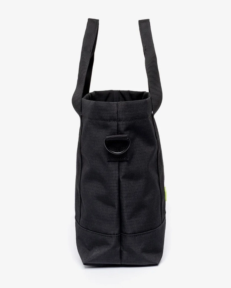 Bolso Tote Lefrik Negro – Reciclado, con Bandolera Ajustable