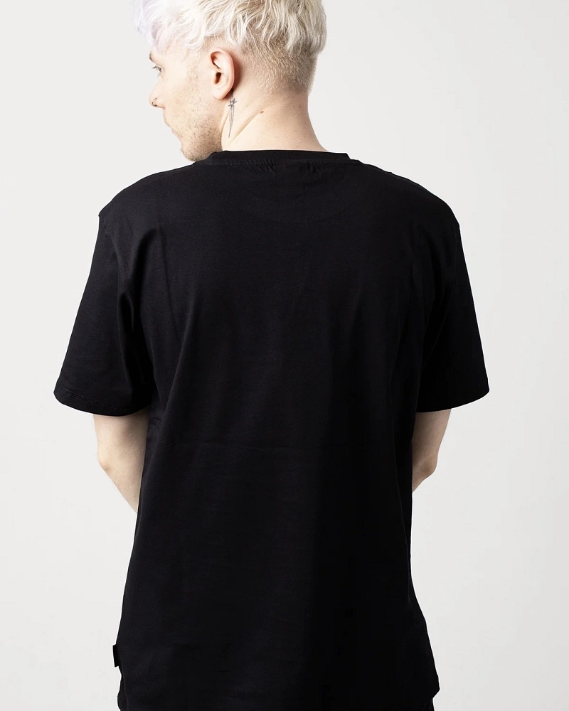Camiseta Ellesse básica hombre negra con logo bordado Camiseta Ellesse básica hombre negra con logo bordado