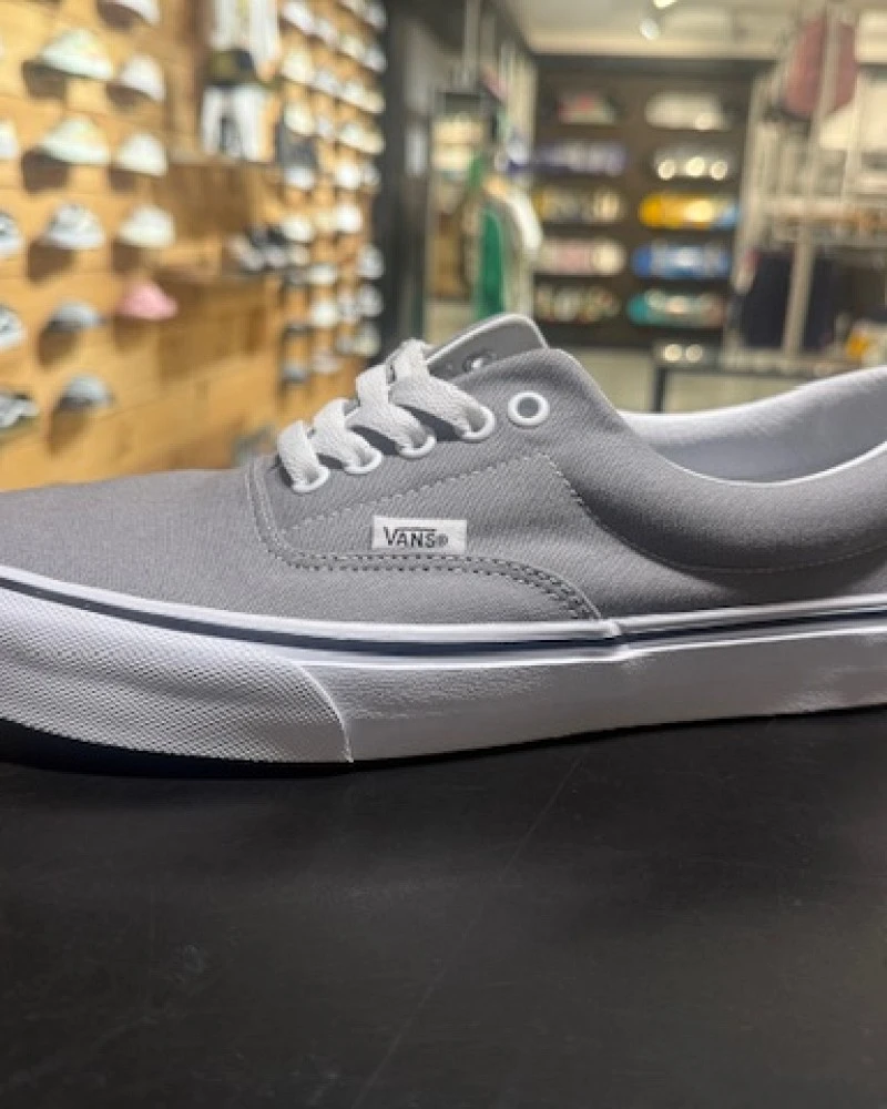 Era 59 Paisley Grey