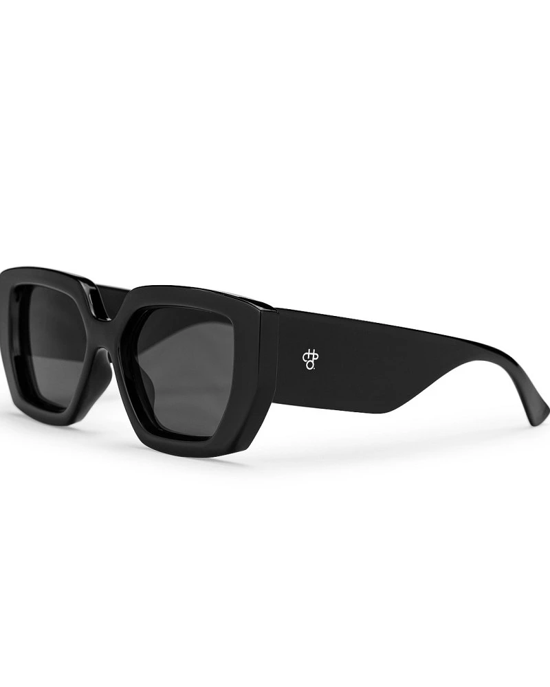 Hong Kong Black